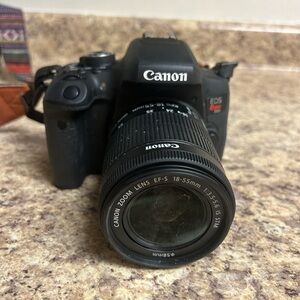 Canon Rebel EOS T6i